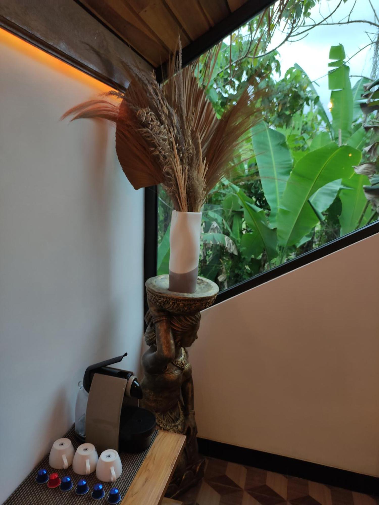 Ayumar Homestay Medewi Pulukan Habitación foto