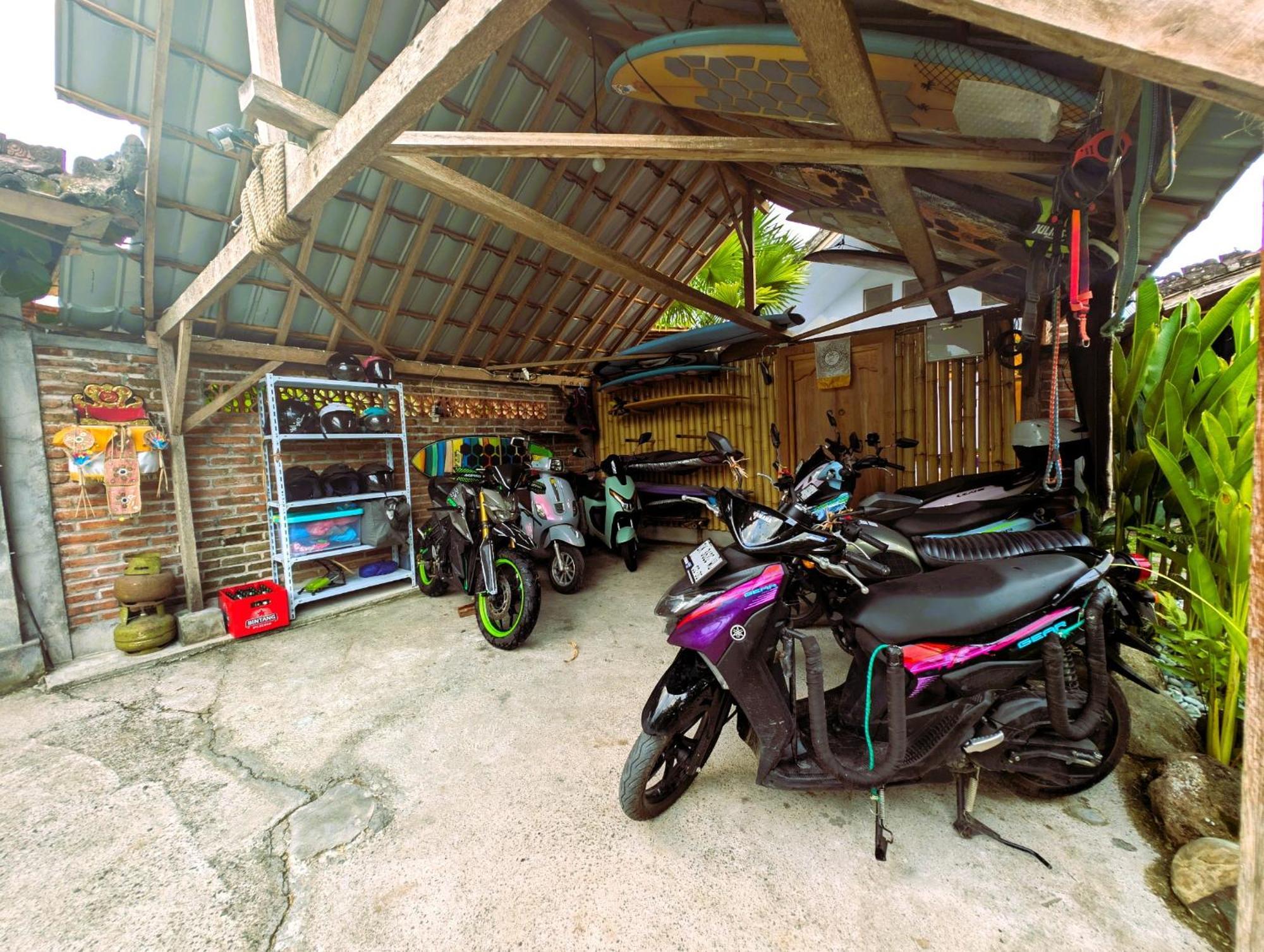 Ayumar Homestay Medewi Pulukan Exterior foto