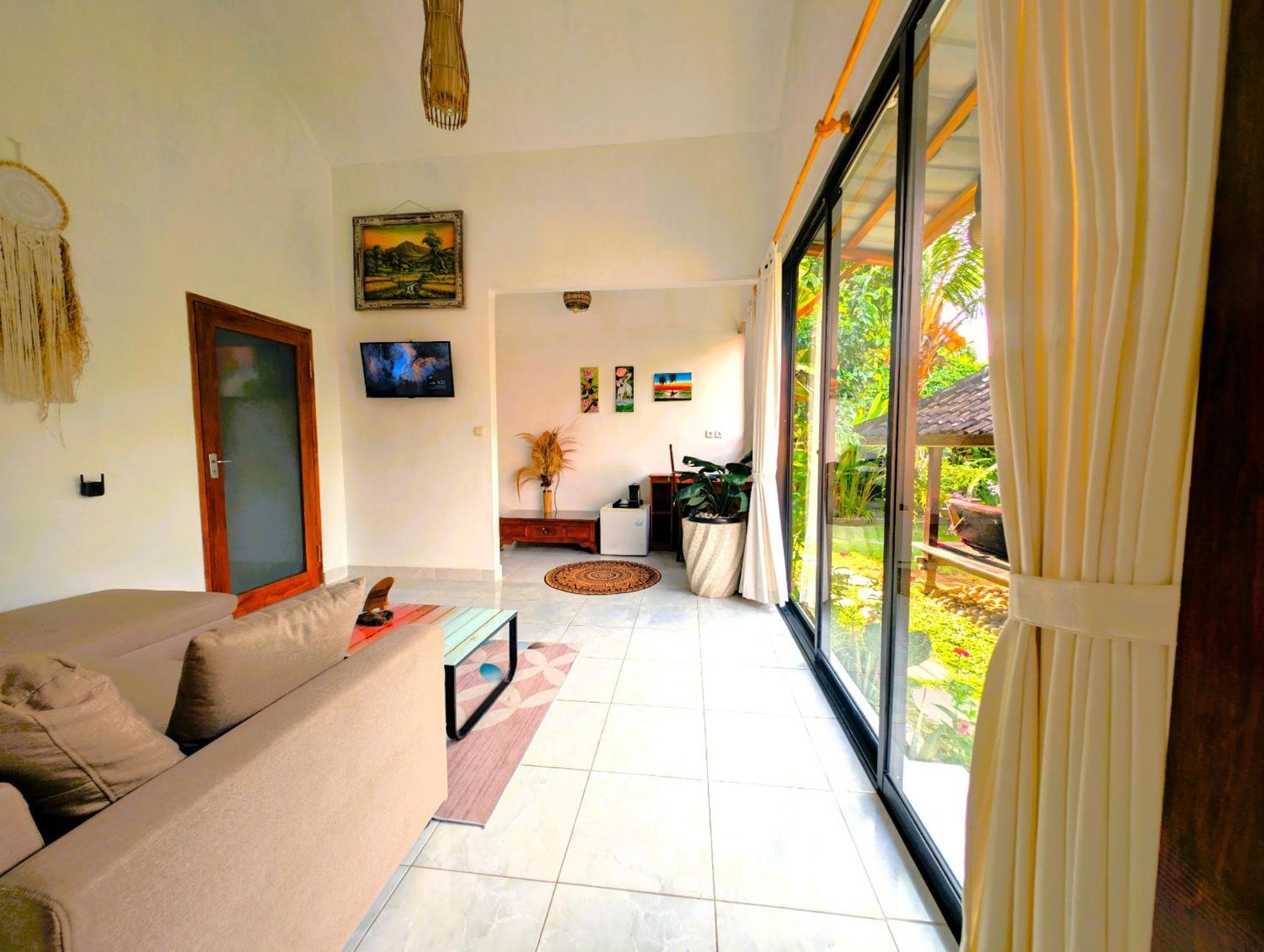 Ayumar Homestay Medewi Pulukan Habitación foto